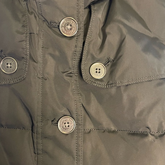 Lands End down puffer vest - Picture 3 of 5